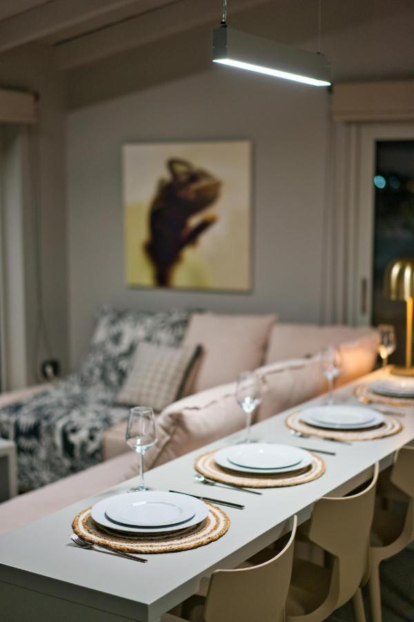 Chameleon Premium Loft Apartment นาฟปลิโอ ภายนอก รูปภาพ